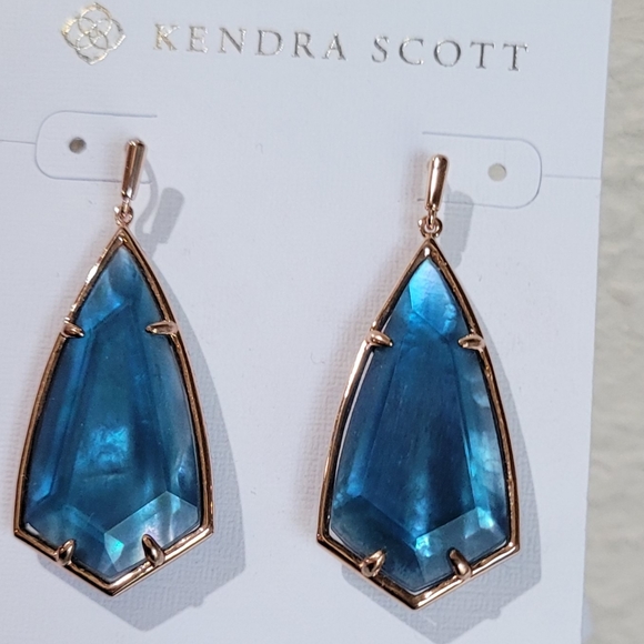 RARE NWT KENDRA SCOTT BLUE FACETED EARRINGS IN ROSE GOLD - Picture 5 of 8